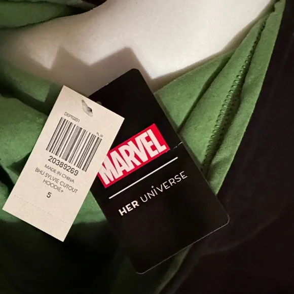 Her Universe Marvel Loki Sylvie Sleeveless Hoodie Plus - Picture 8 of 8